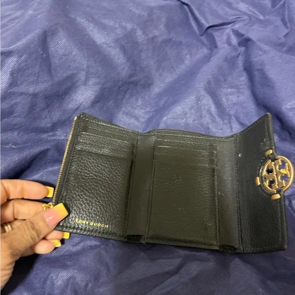 Tory Burch Black Leather Card Holder with Gold Emblem - Picture 2 of 3